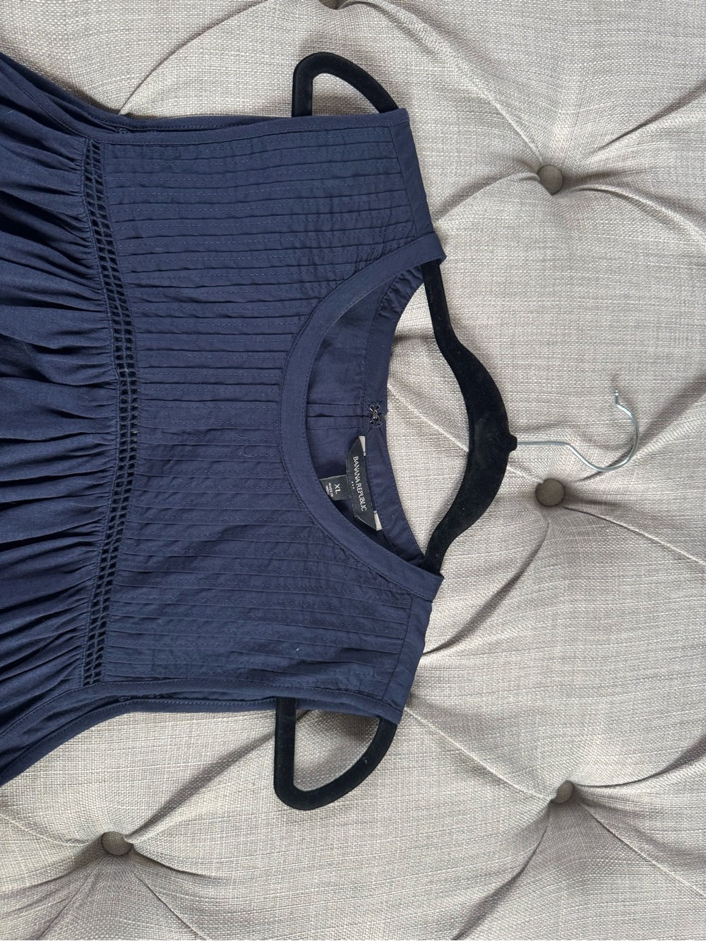 Banana Republic Navy Sleeveless Pintuck & Lace-Trim Blouse - Picture 6 of 6